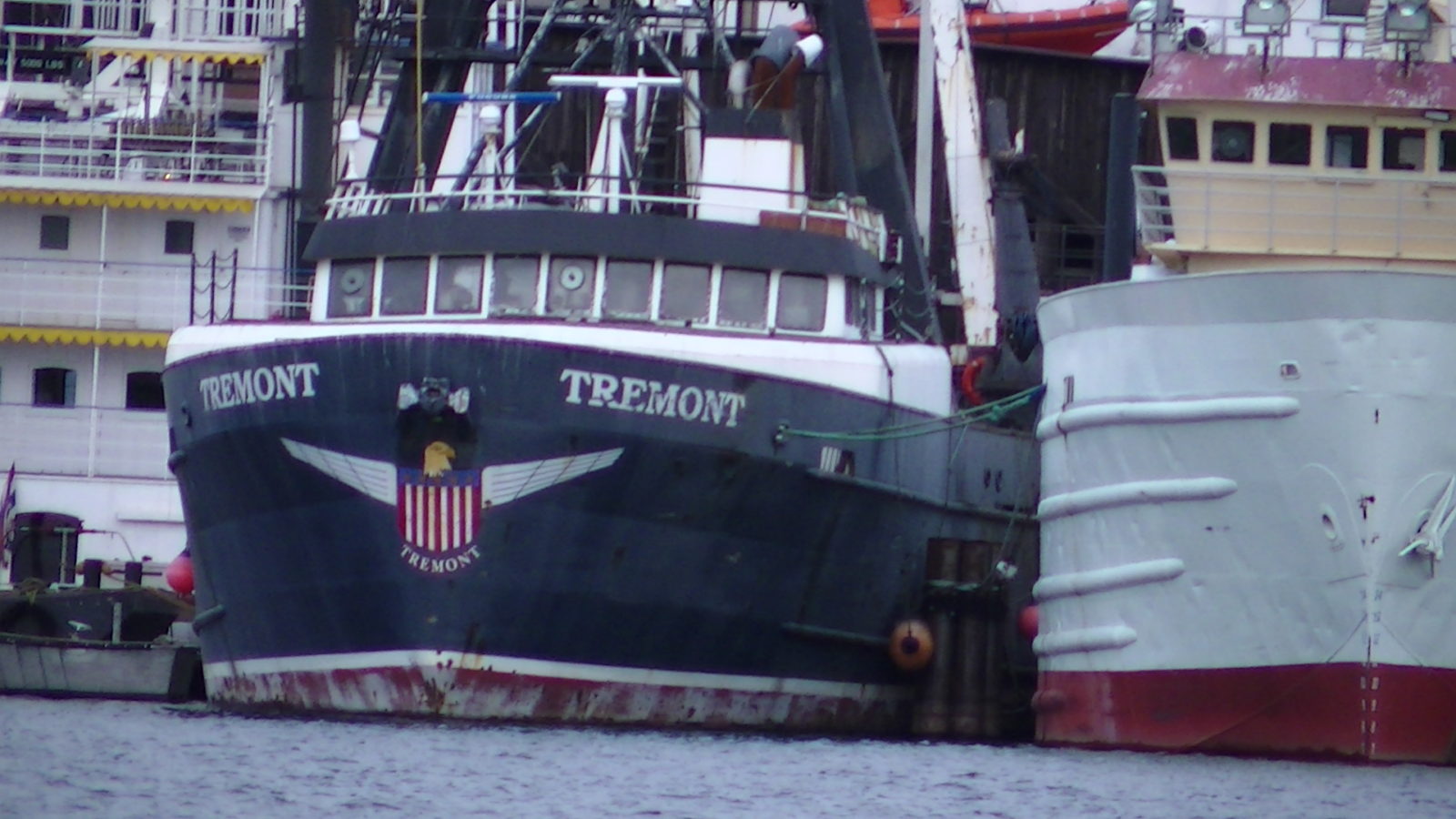 f-v-tremont-trawler-dutch-harbor-ak-now-in-seattle-wa-lake-union