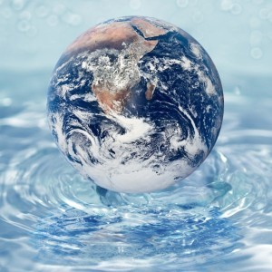 globe-in-water