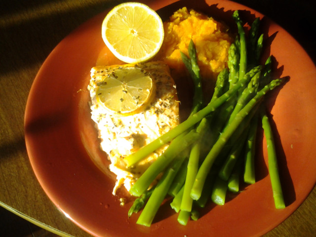 salmon-asparagus-and-sweet-potato-recipe