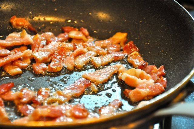 frying-bacon