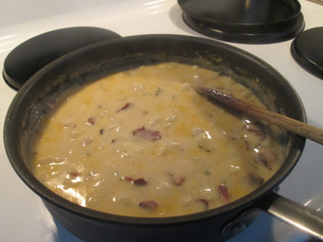 potato-bacon-chowder-001